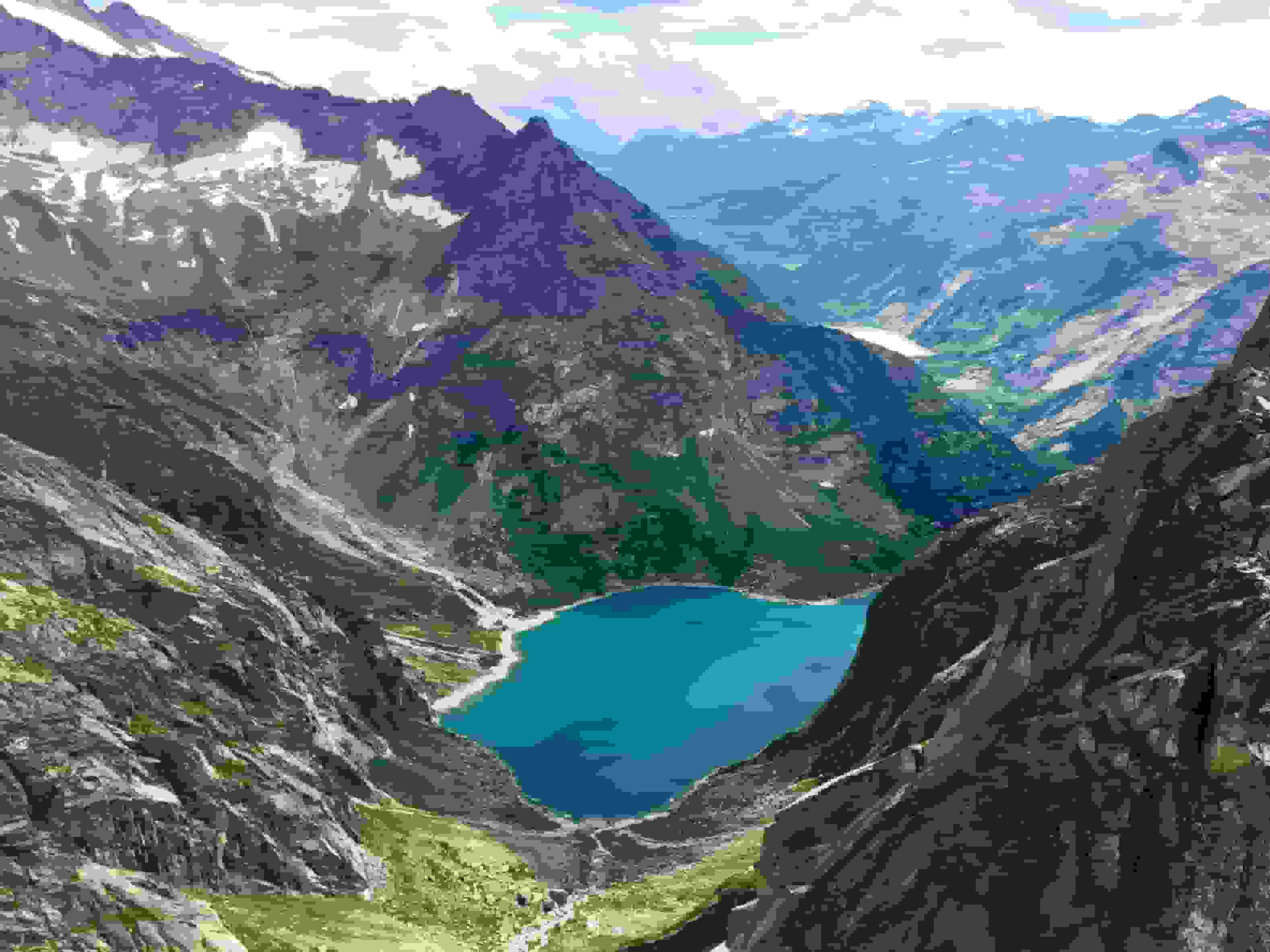 Tiefblicke zum Gelmersee