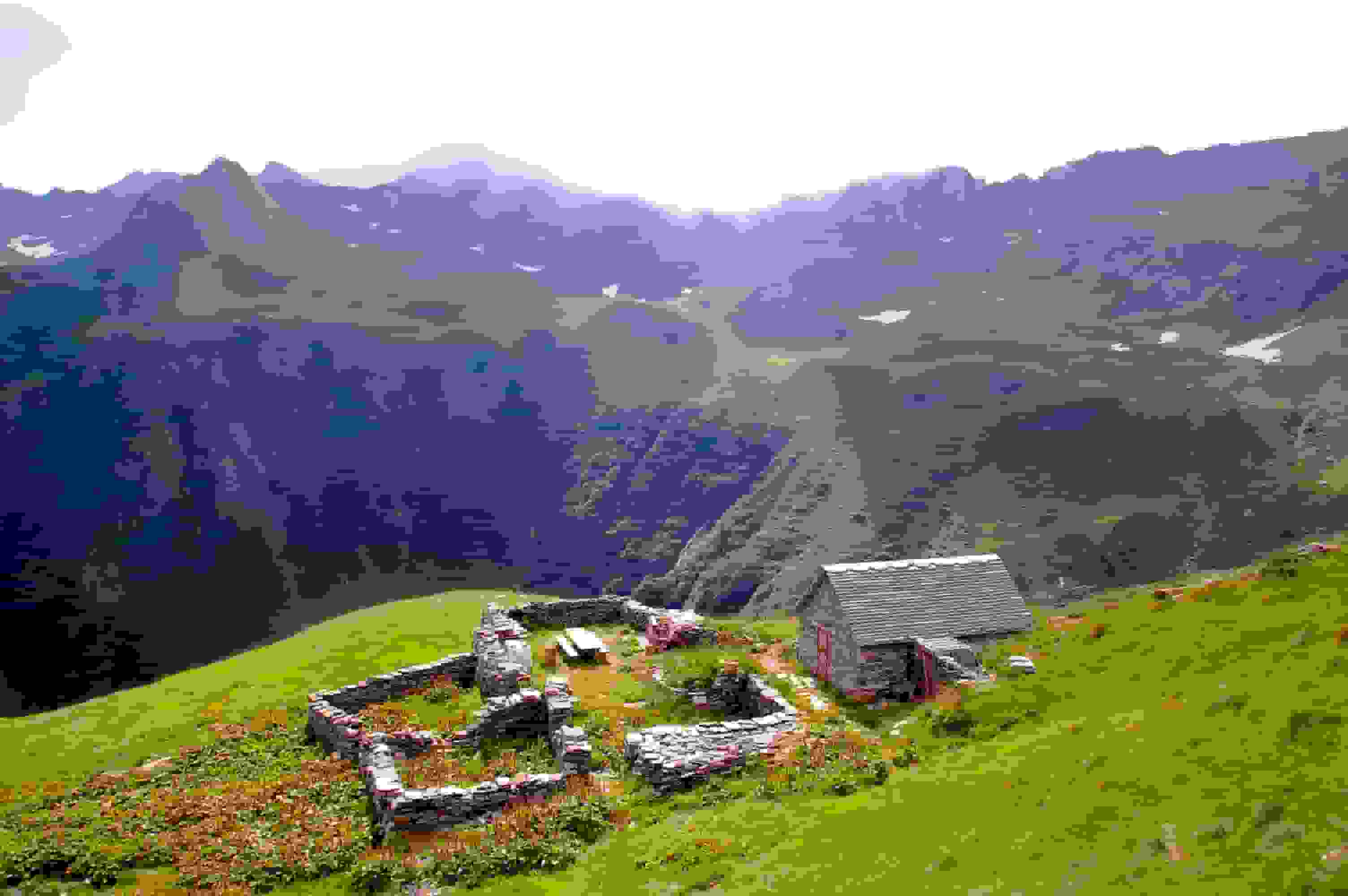 Alp bei. P.2160 (oberhalp der Gmeinalp)