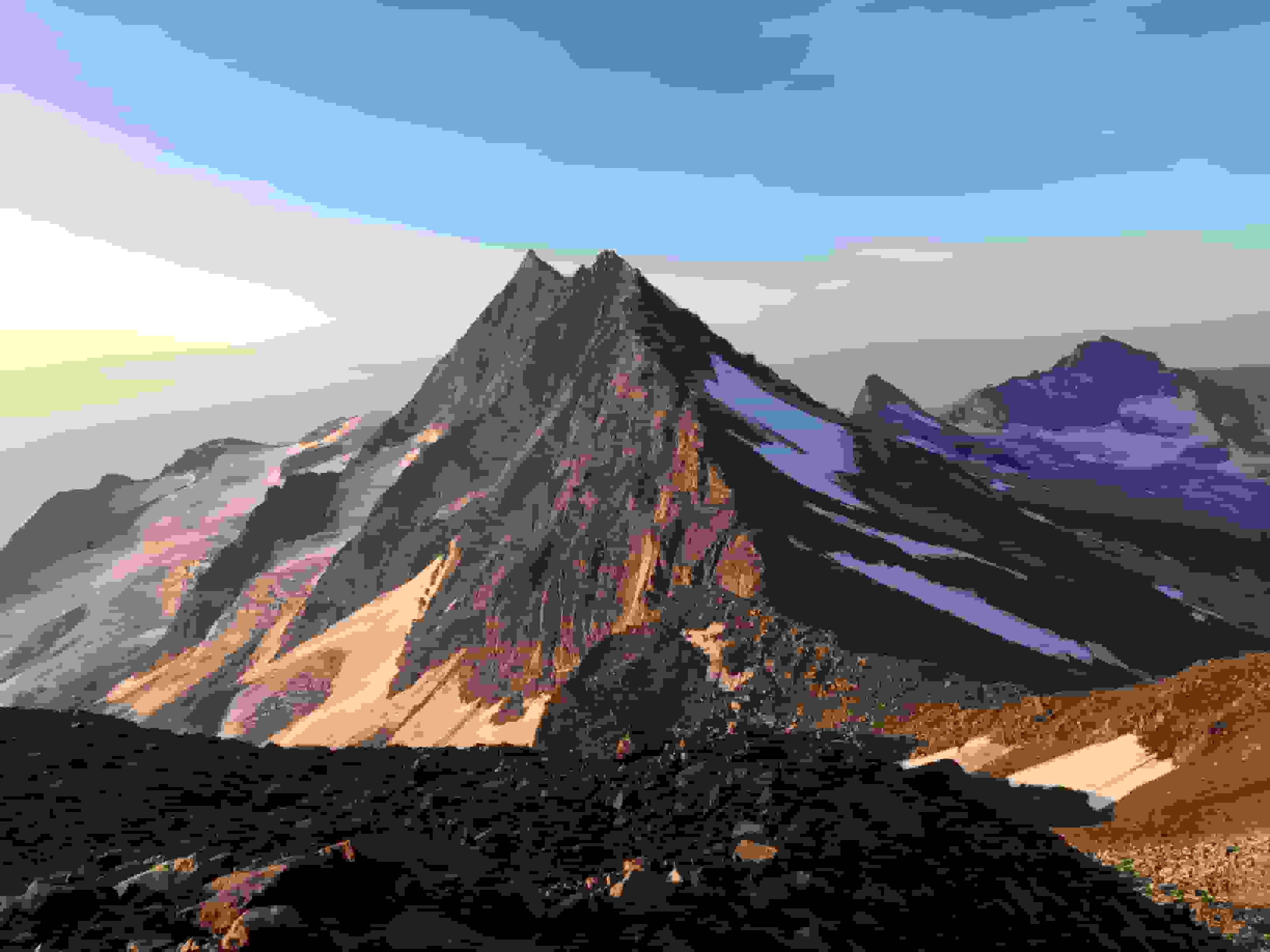 Ein formschöner Berg: Pizzo d'Andolla / Portjengrat