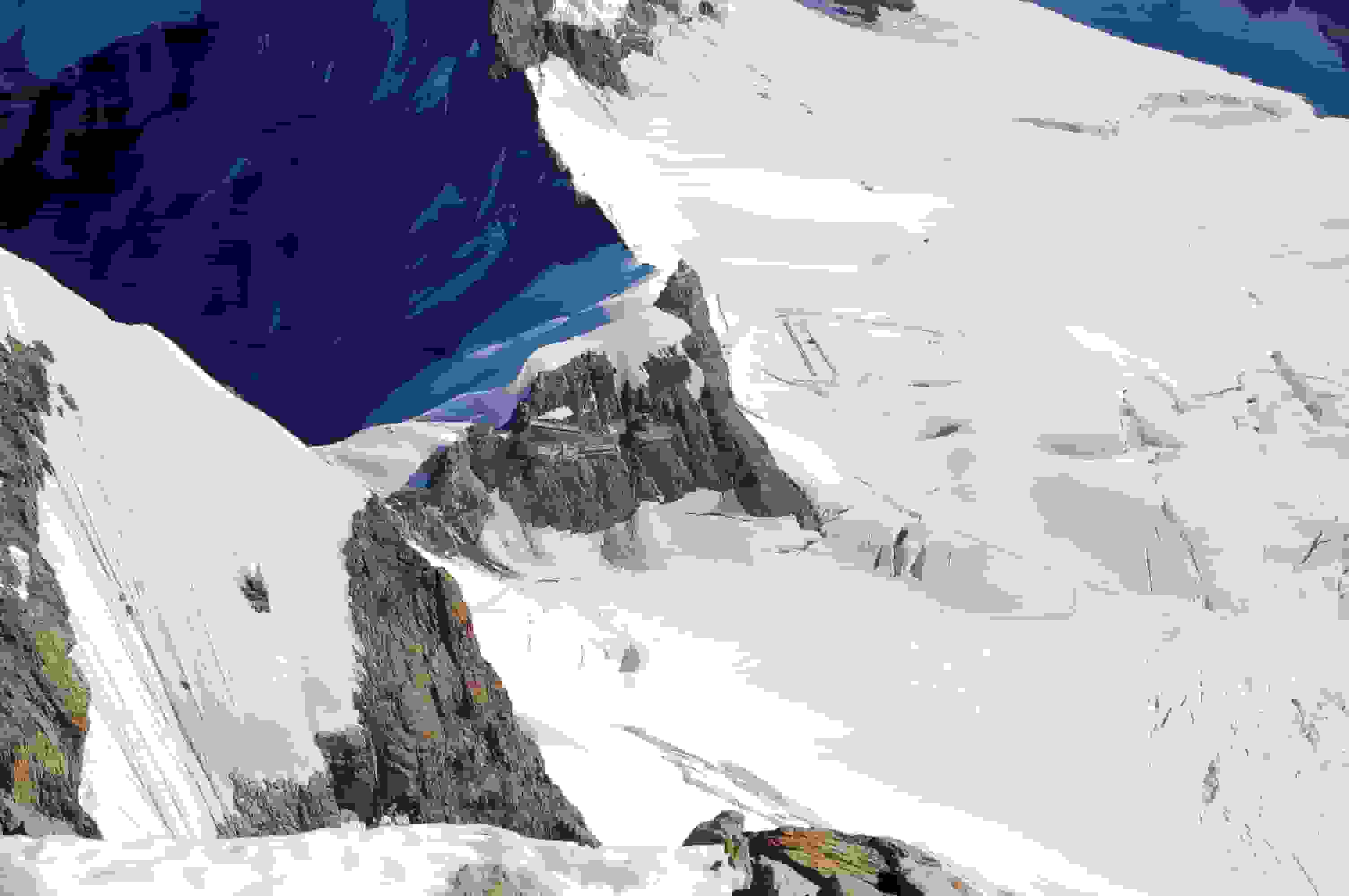 Blick von der Jungfrau aufs Jungfraujoch