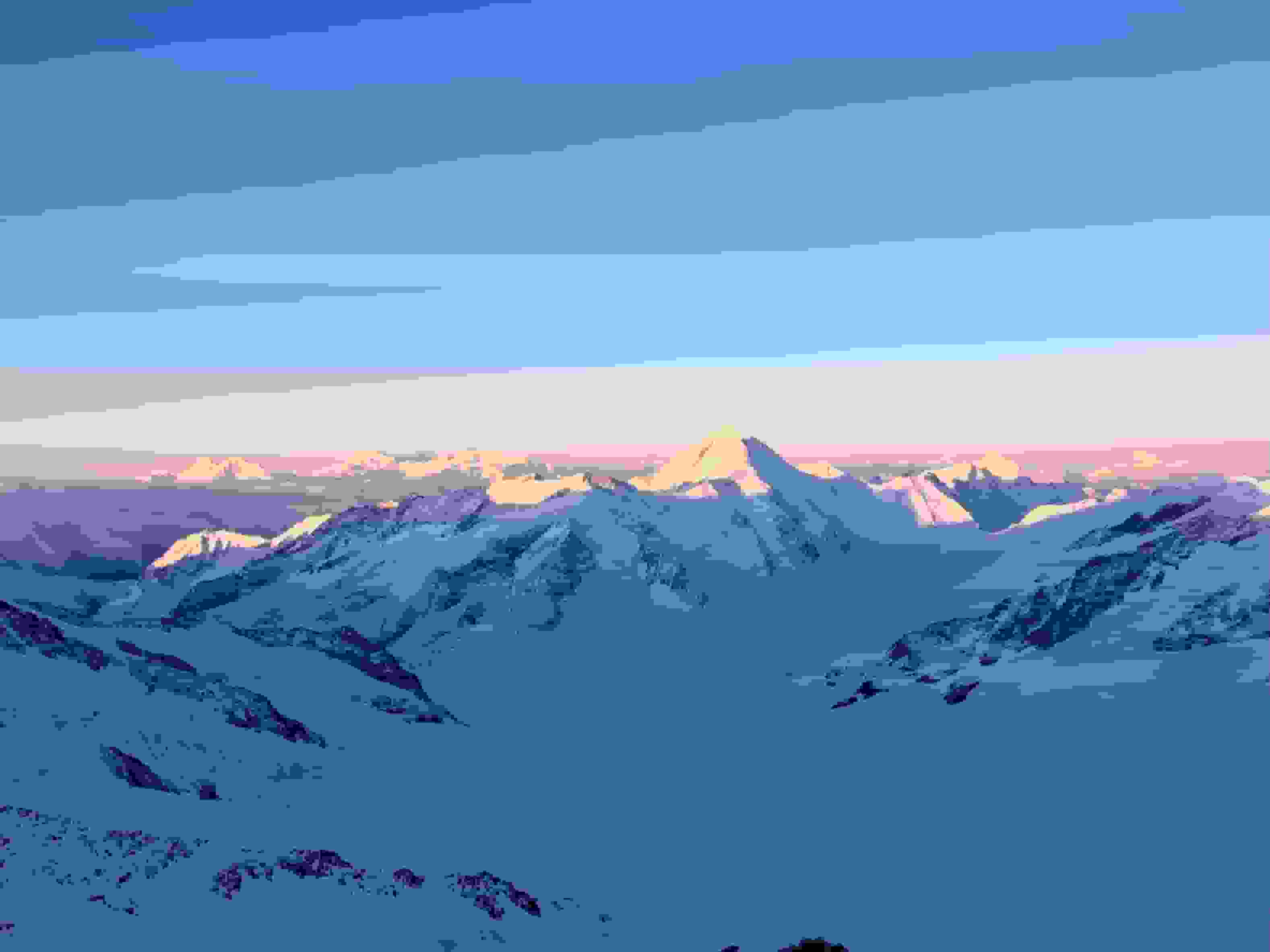 Sonnenaufgang am Aletschhorn