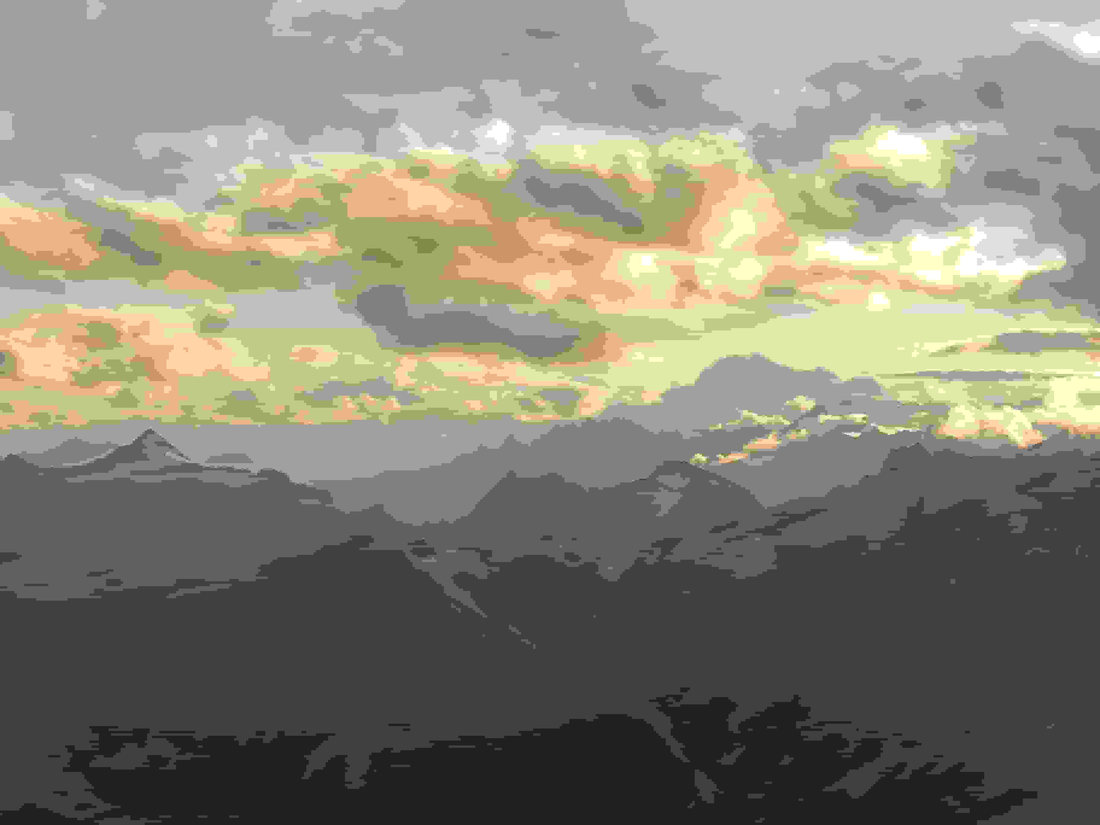 Blick vom Klein Matterhorn nach Italien und zum Mont Blanc