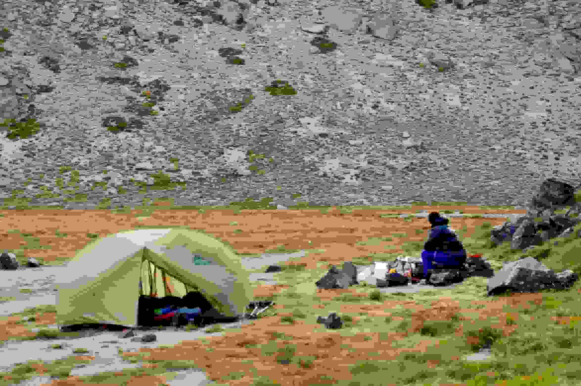 Erstes Lager zwischen Airfield und Mushrooms