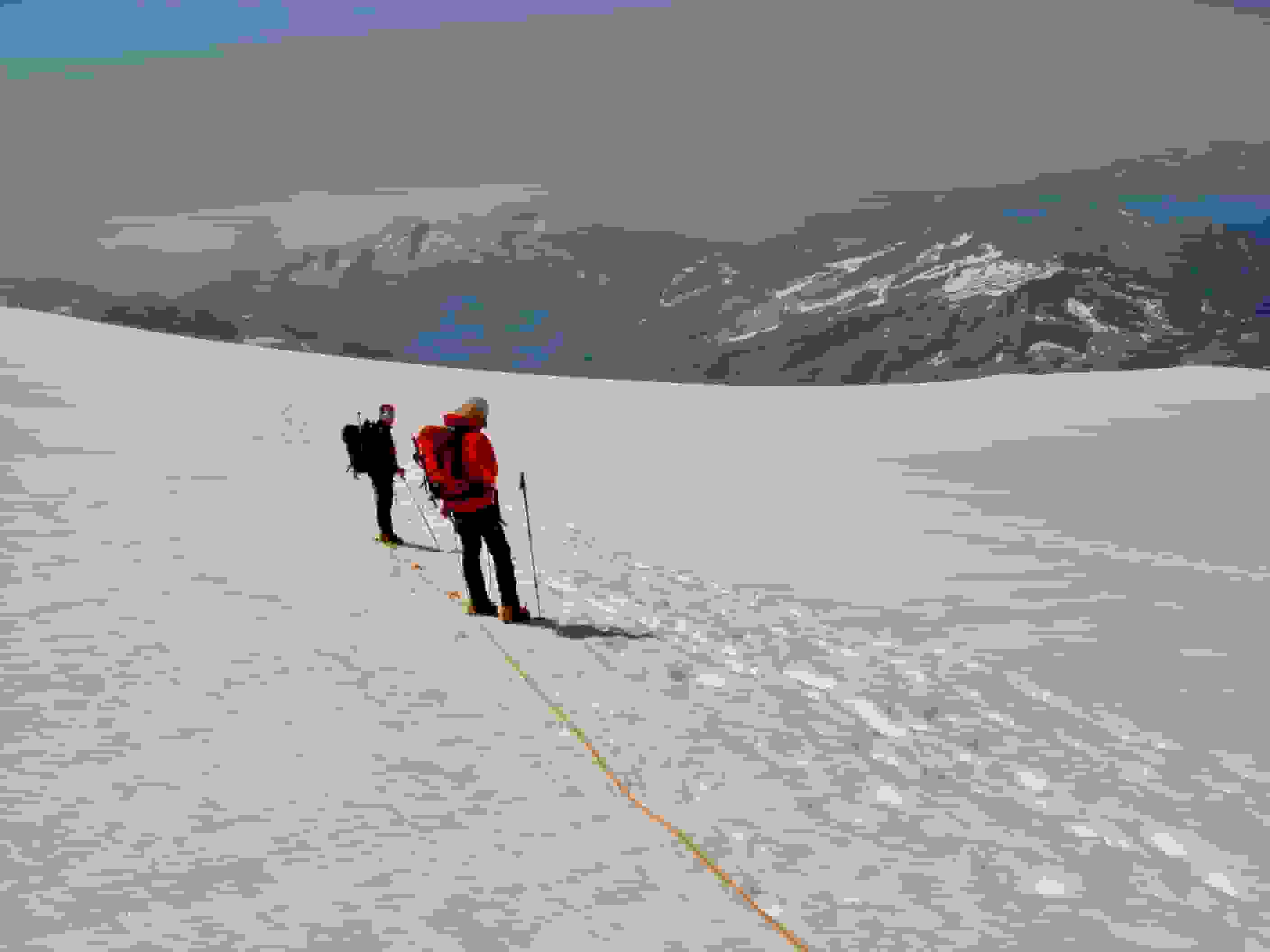 Wieder auf dem flacheren Gletscher