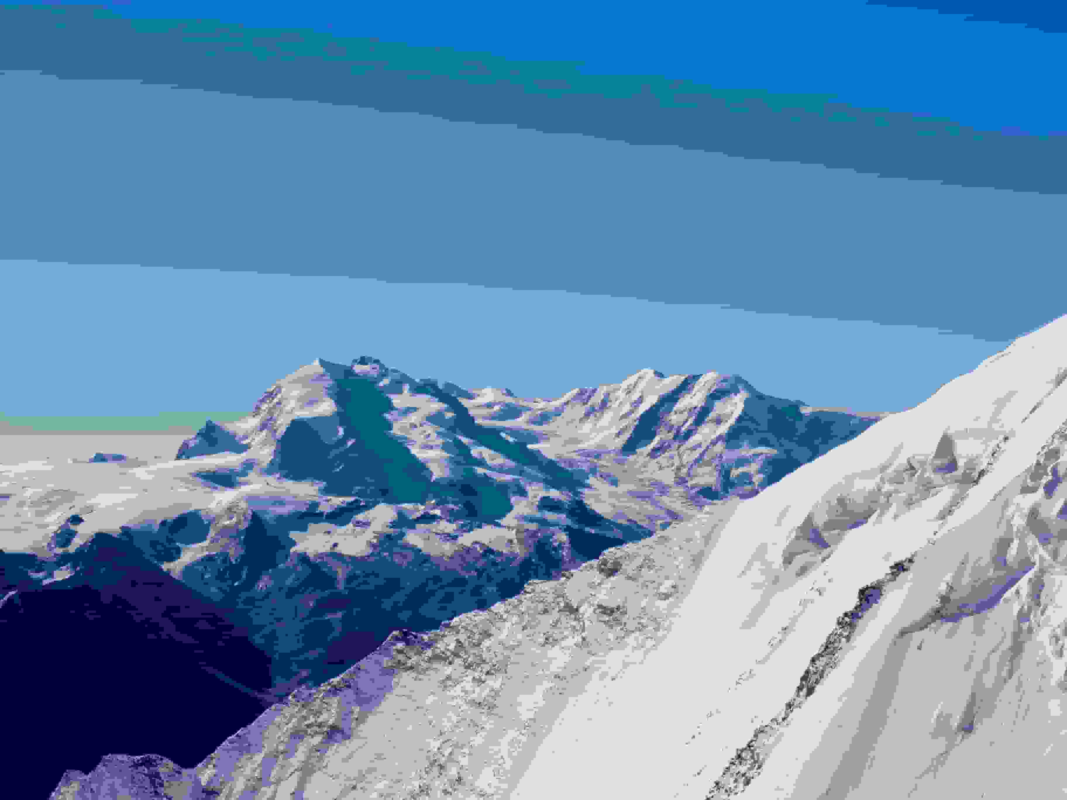 Monte Rosa und Liskamm, davor der Weisshorn-Ostgrat