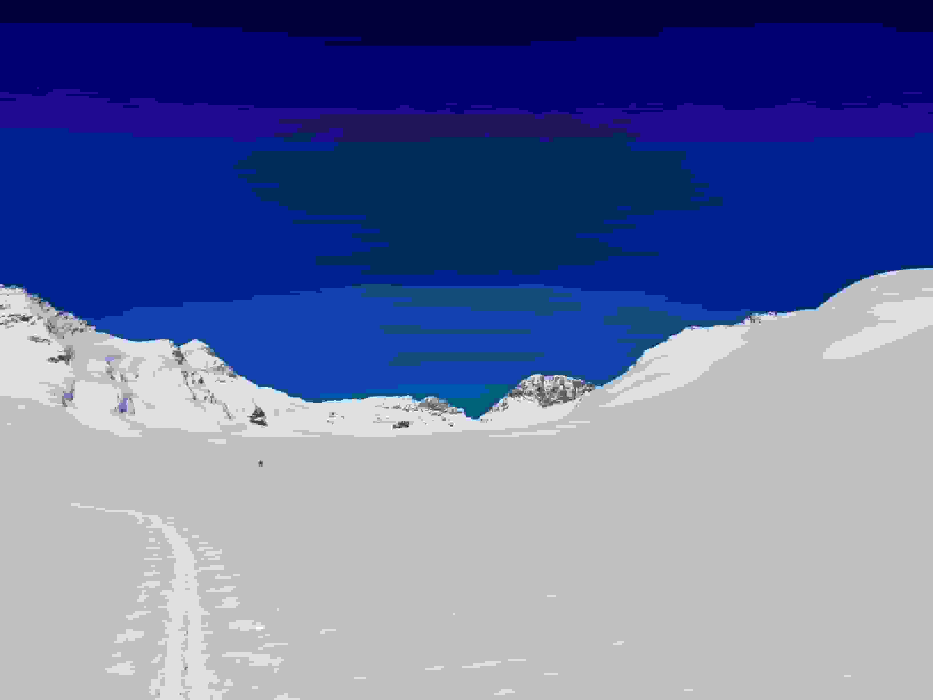 Ein weiter Weg über das Ewigschneefeld