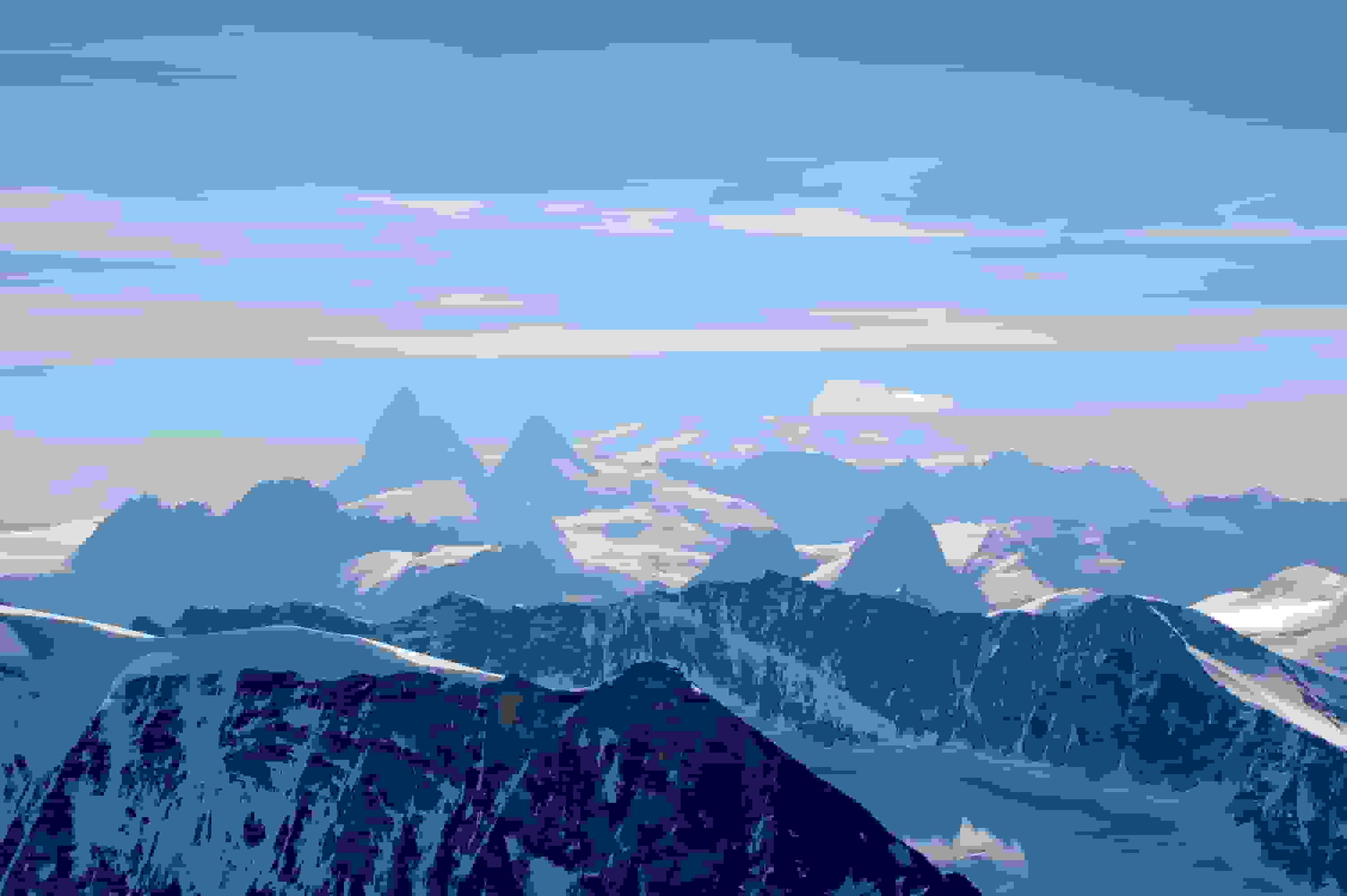 Nun dürfen wir das Panorama geniessen. Eine ungewohnte Perspektive!