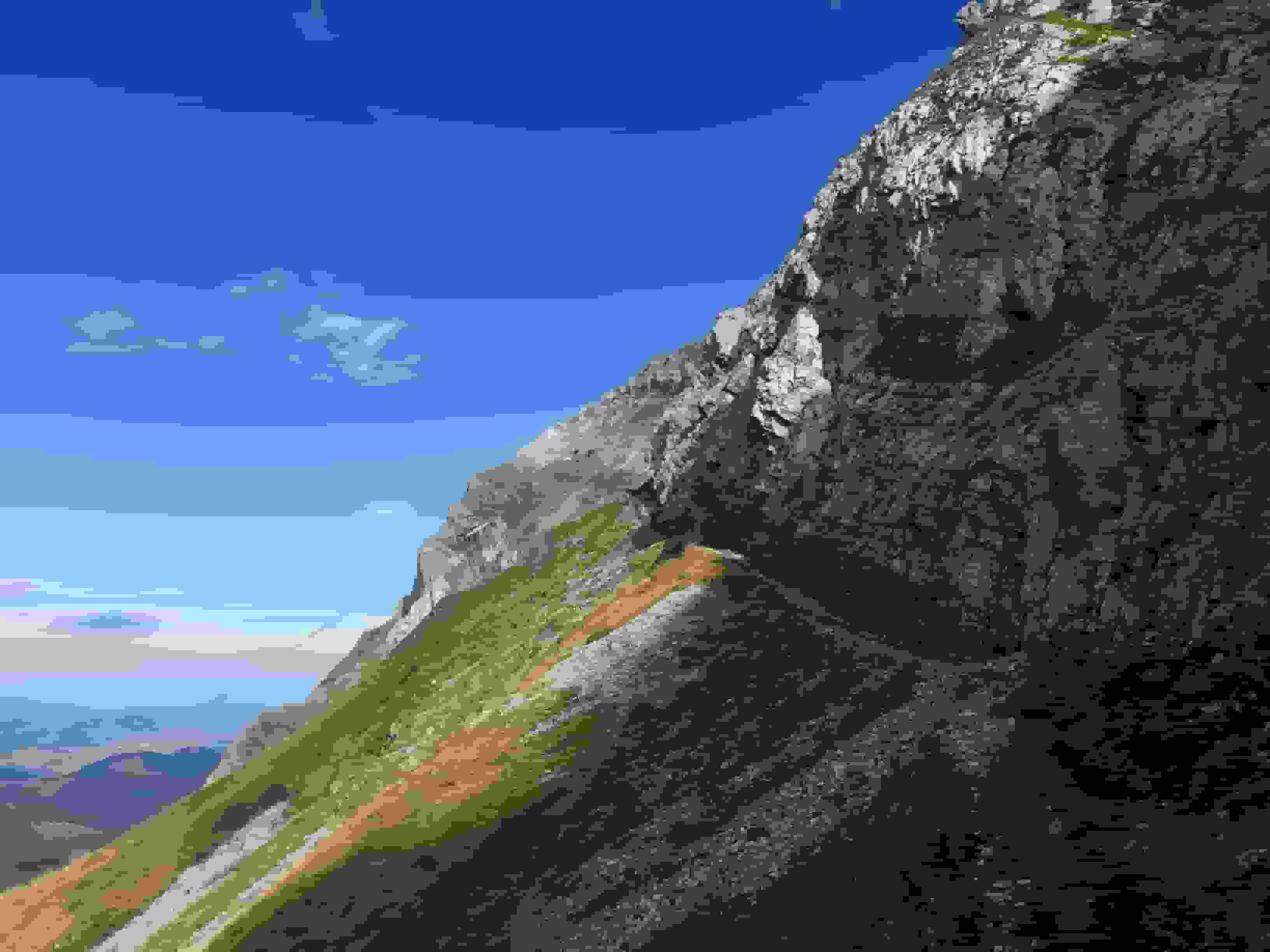 Abstieg durch die Schnüeren